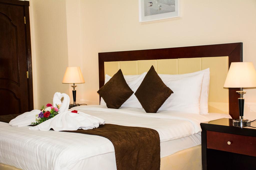 President Suites Apartments Manama Exterior photo