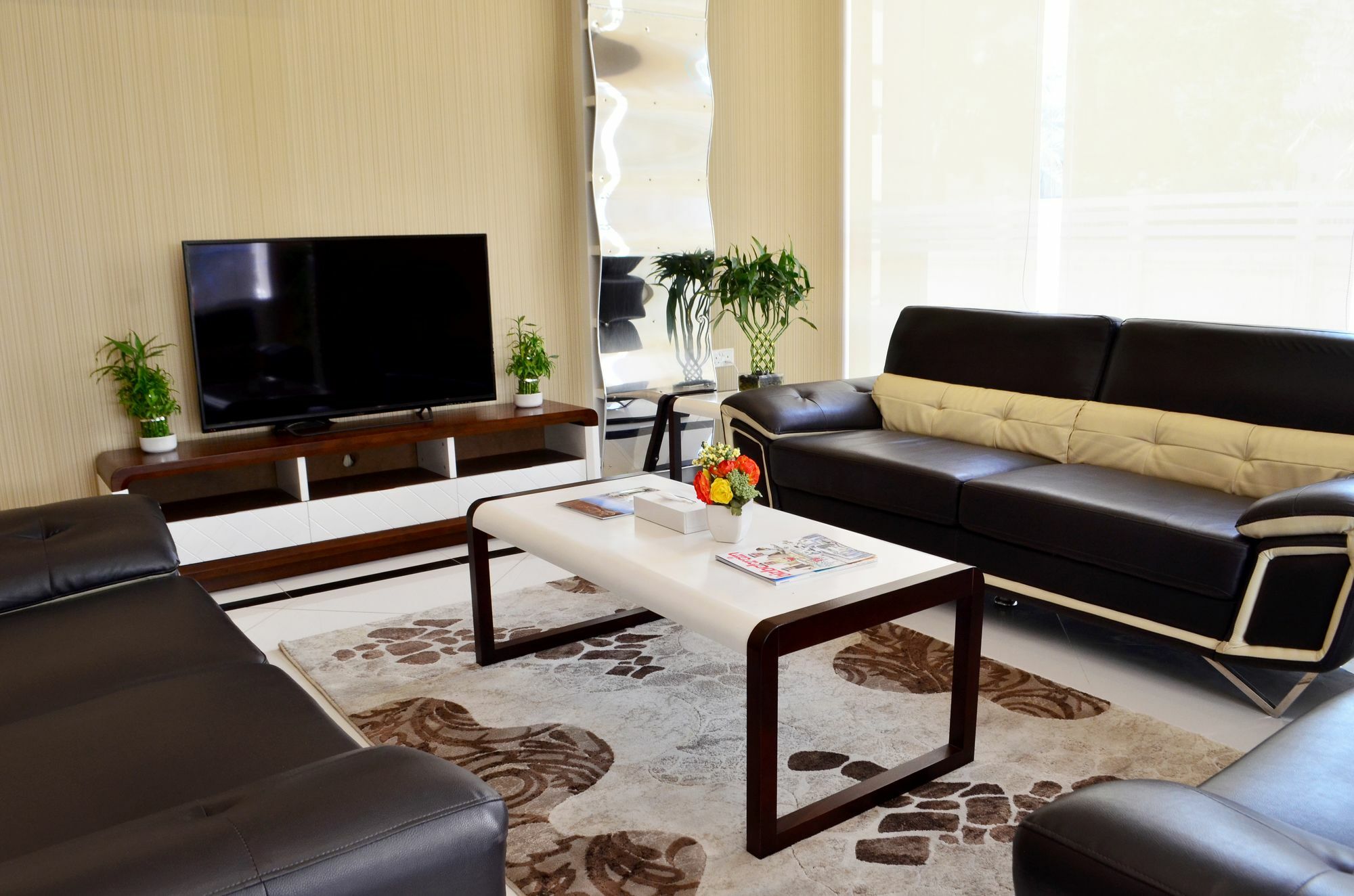 President Suites Apartments Manama Exterior photo